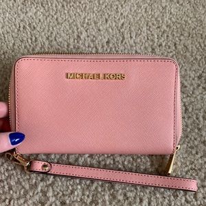 Michael Kors wristlet